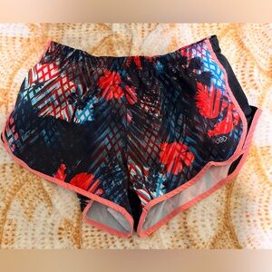 Women’s Athletic Floral Print Running Shorts in Black & Coral Size - L